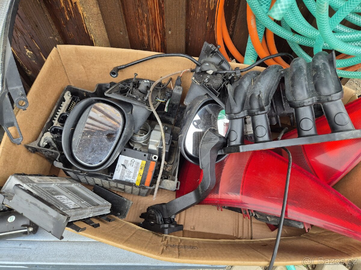 Citroen c3 díly rok 2004