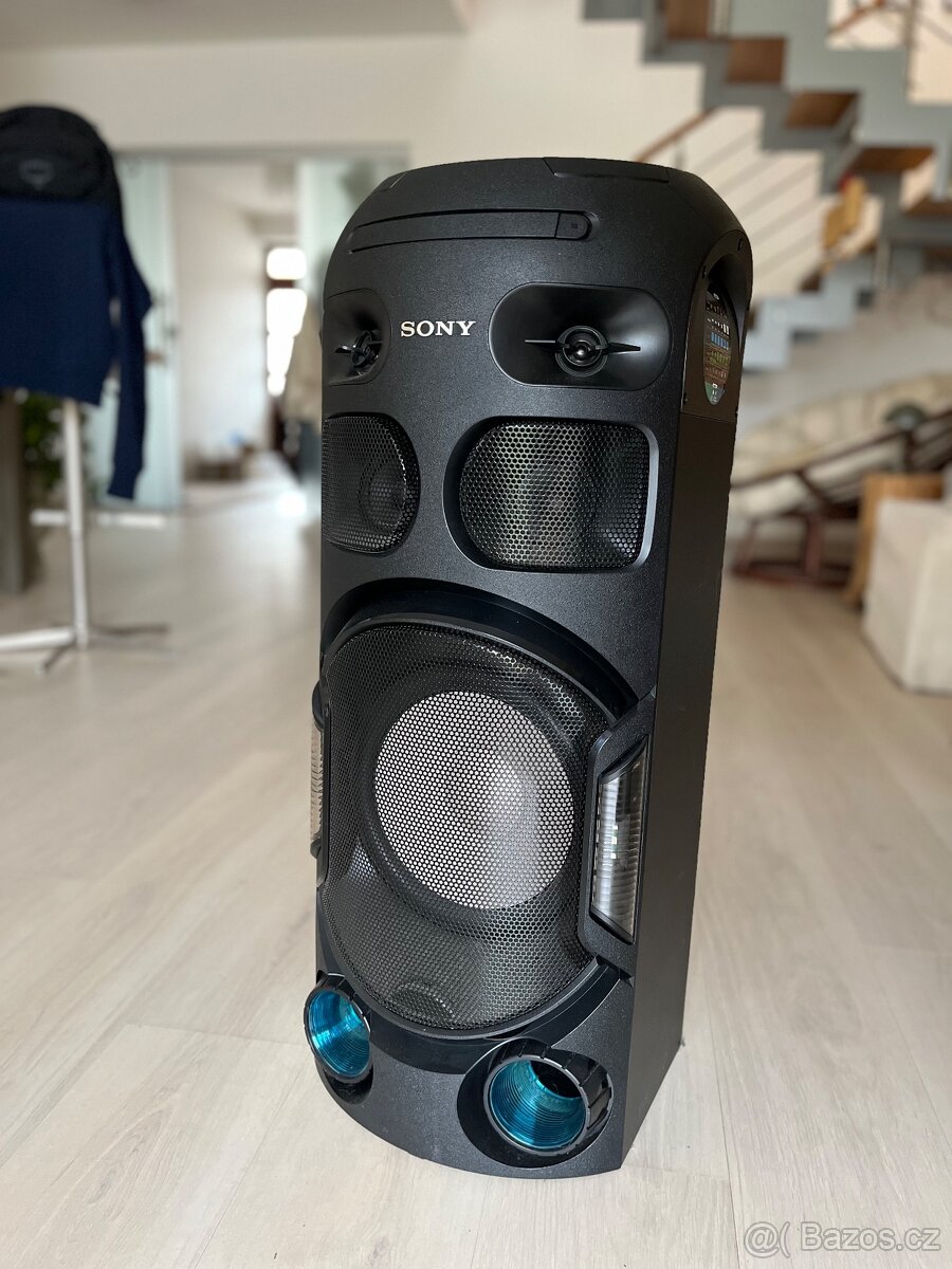 Sony MHC-V42D – výkonná audio věž (450W) s LED efekty