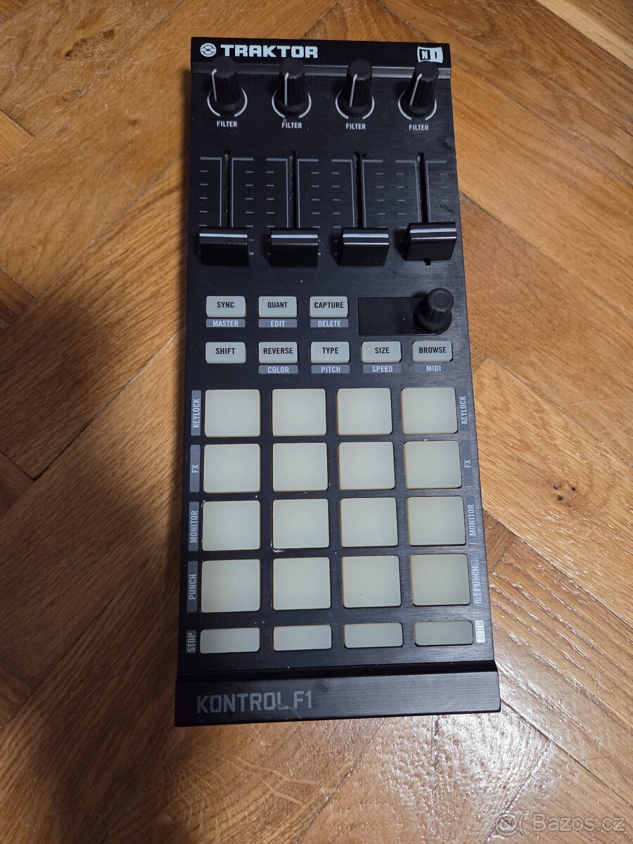 Traktor Kontrol F1
