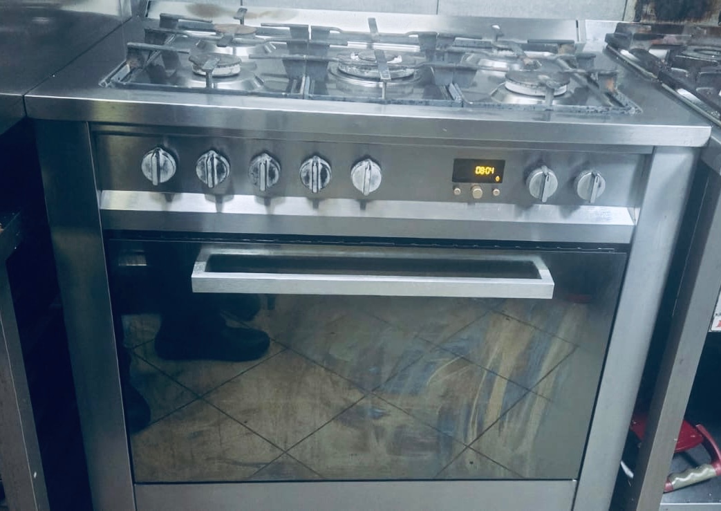 Gastro plynový sporák