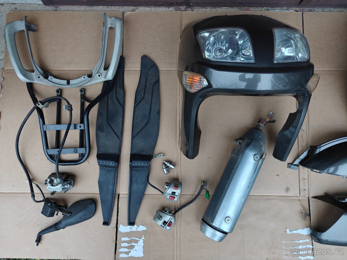 Yamaha Versity 300 - Náhradní díly