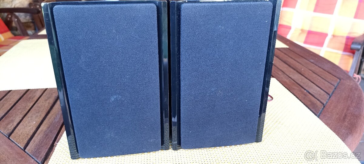 Prodám dva menší reproduktory