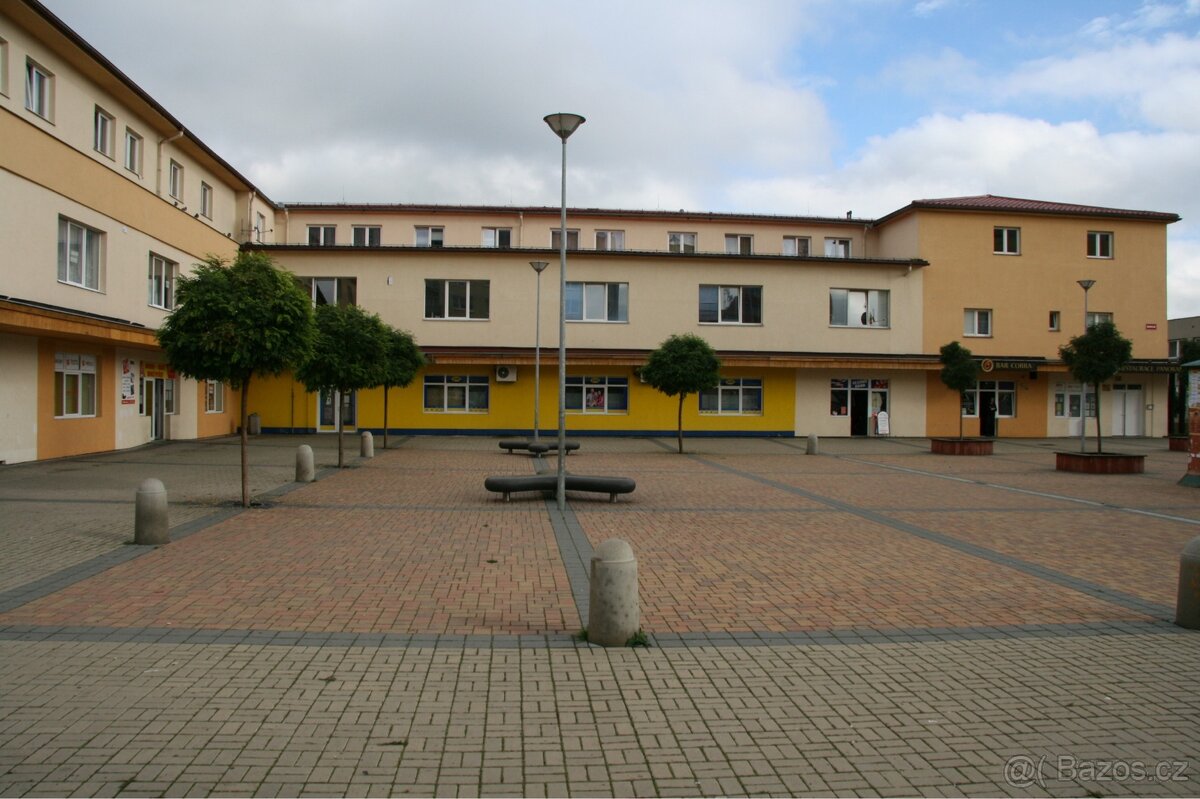 Pronájem 1kk Budovatelská, Klášterec