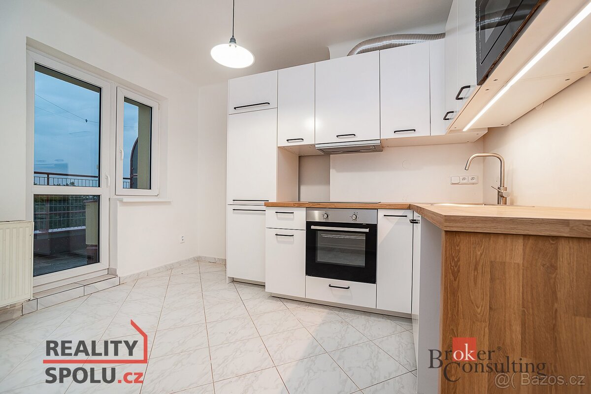 Pronájem, byty/1+1, 40.4 m2, Družstevní ochoz 1247/40, Nusle