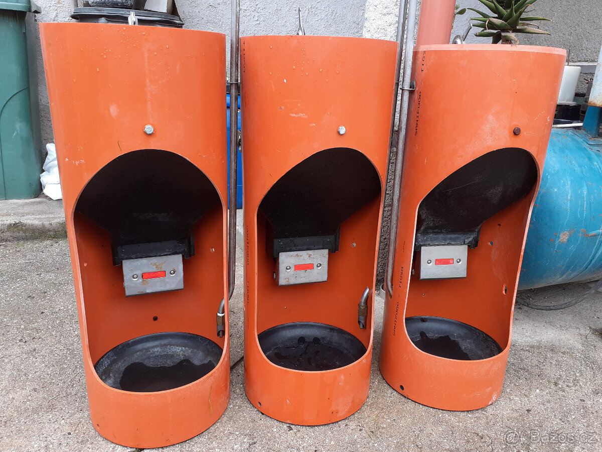 krmne automaty krmitka krmeni