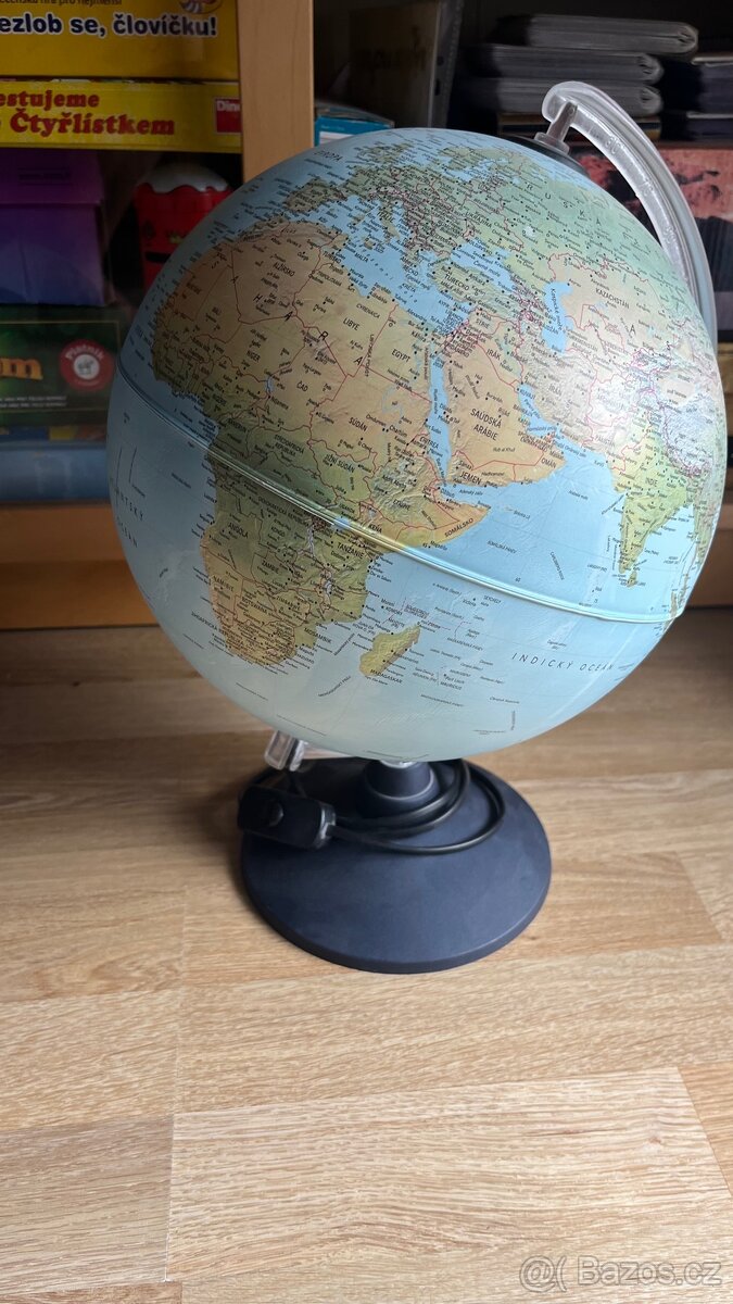Globus Lampa