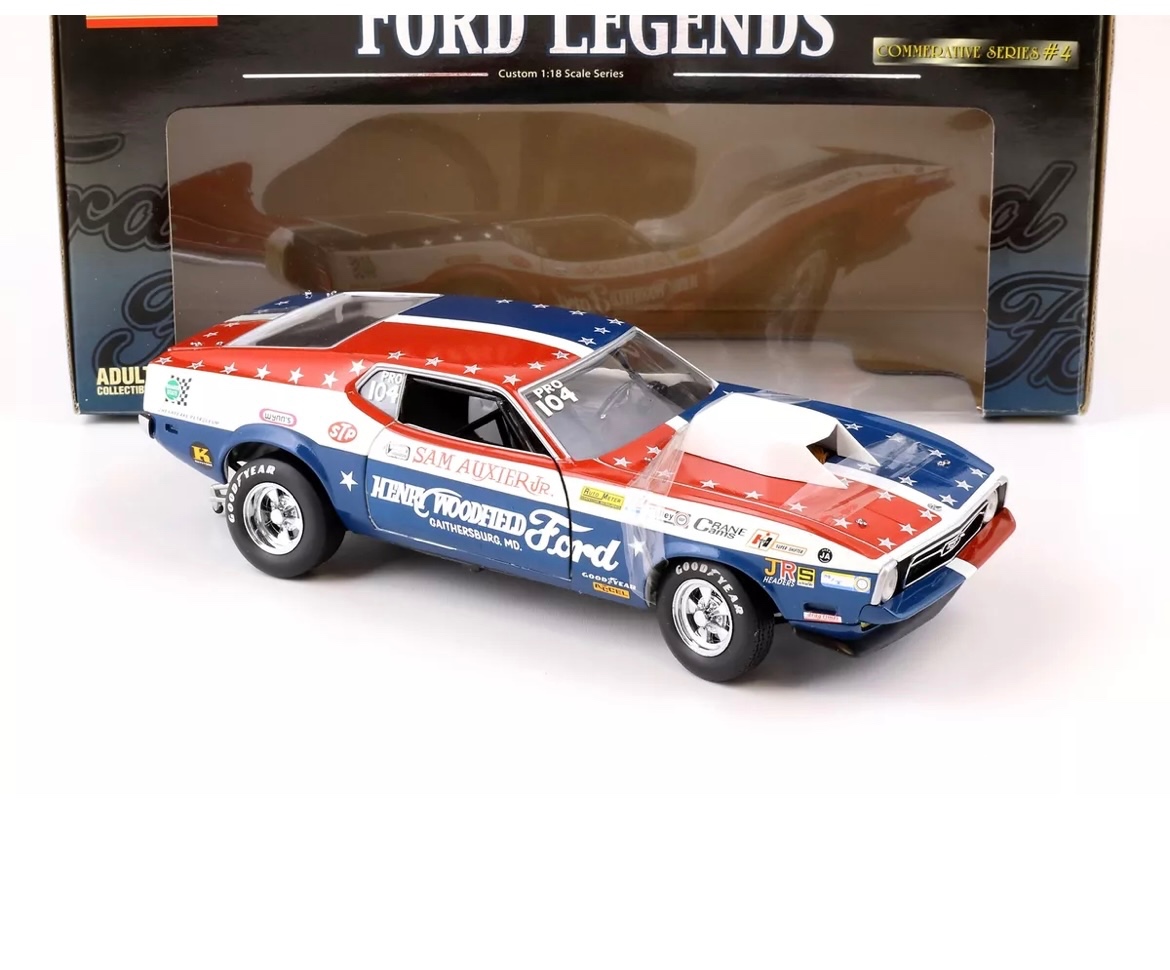 Ford mustang 1:18