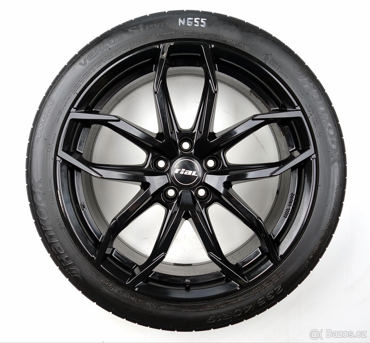 Škoda Superb - 19" alu kola - Letní pneu