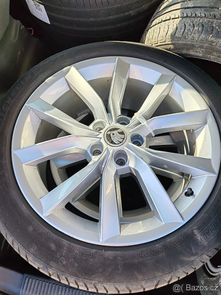 Škoda Superb 3 origo Alu MODUS 18" letní 5x112 235 45 18