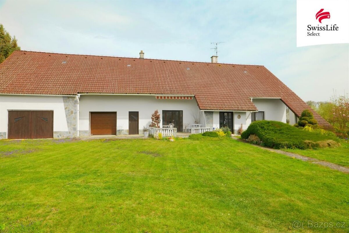 Prodej rodinného domu 200 m2 Šestajovice Roztoky