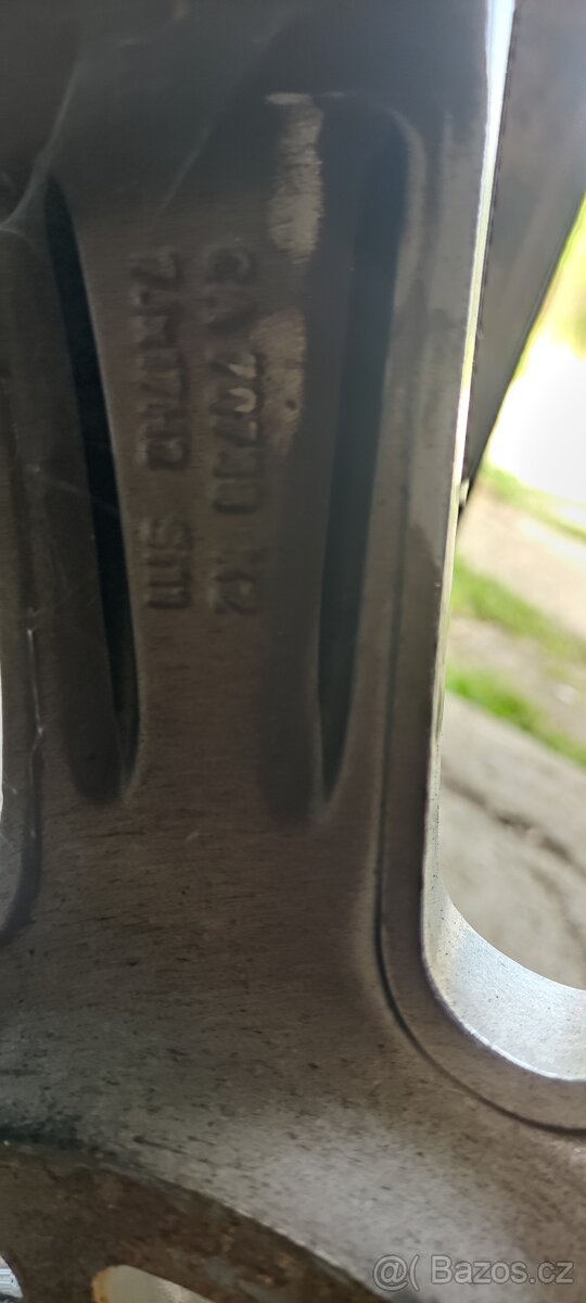 Prodám alu kola 5x112