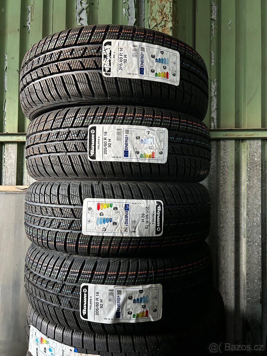 205/60/16 zimní pneu