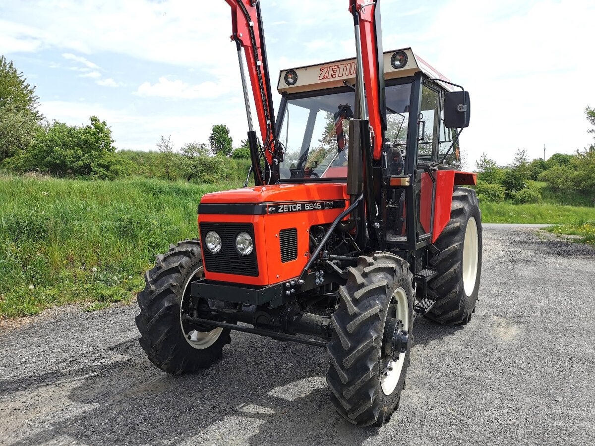 ZETOR 6245 S ČELNÍM NAKLADAČEM S TP A SPZ