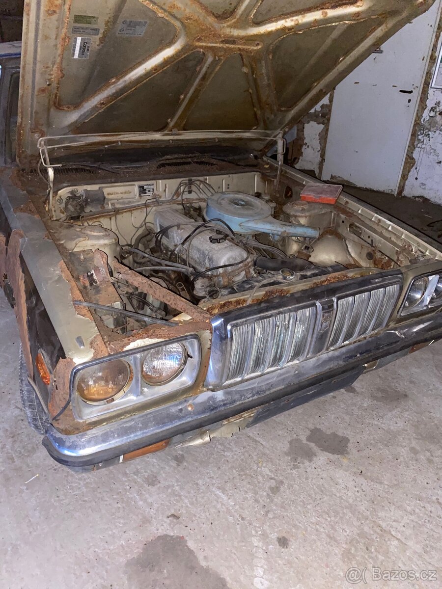 Dily z Datsun (Nissan) Laurel r. 73