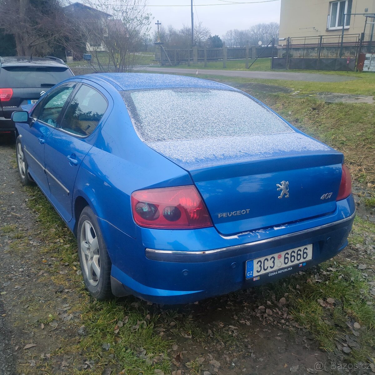 Peugeot 407 sedan