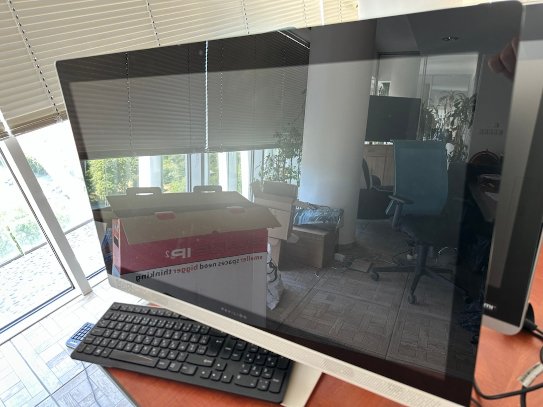 HP Pavilion 27-a150nc