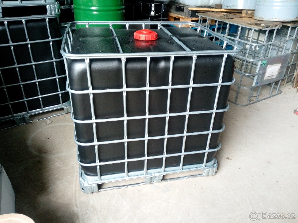 Černý ibc kontejner 1000 litrů