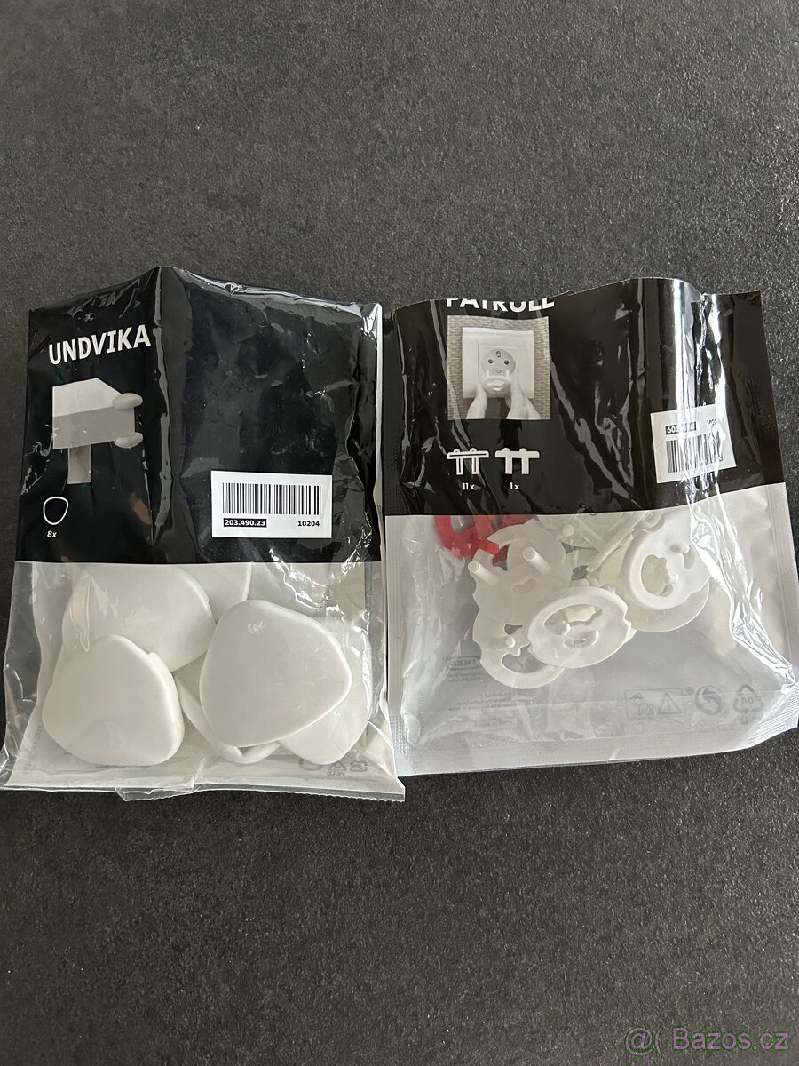 chrániče rohů Undvika a záslepka do zásuvky Patrull Ikea