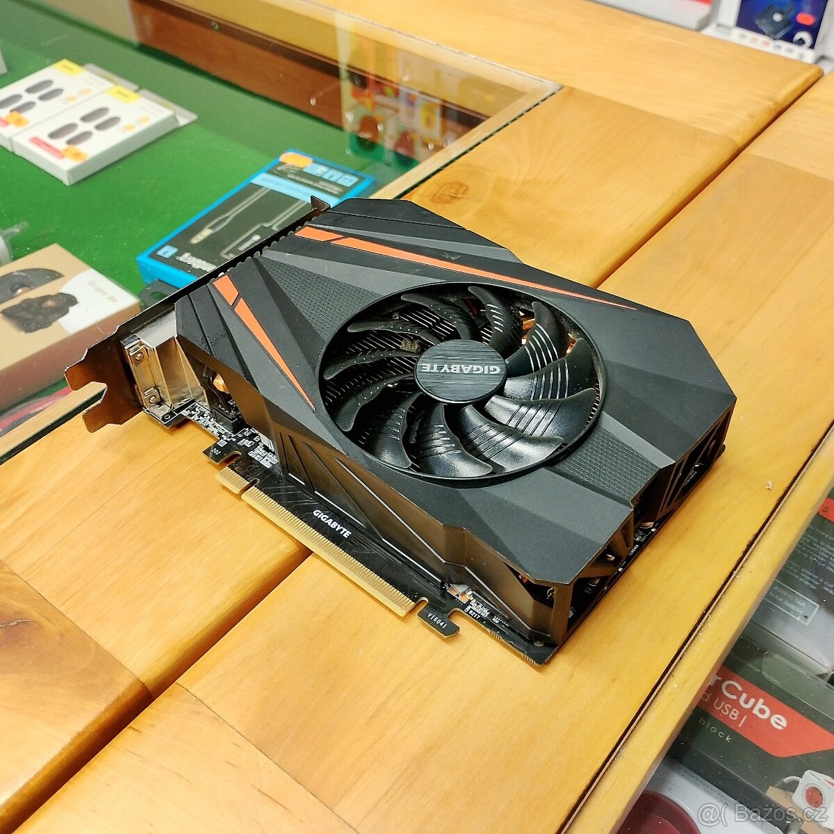 GIGABYTE GTX 1070 na náhradní díly
