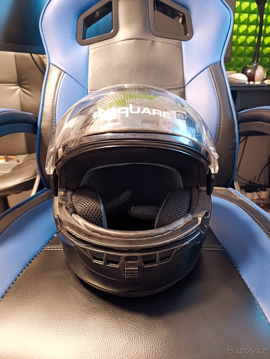 Helma na motorku B-square