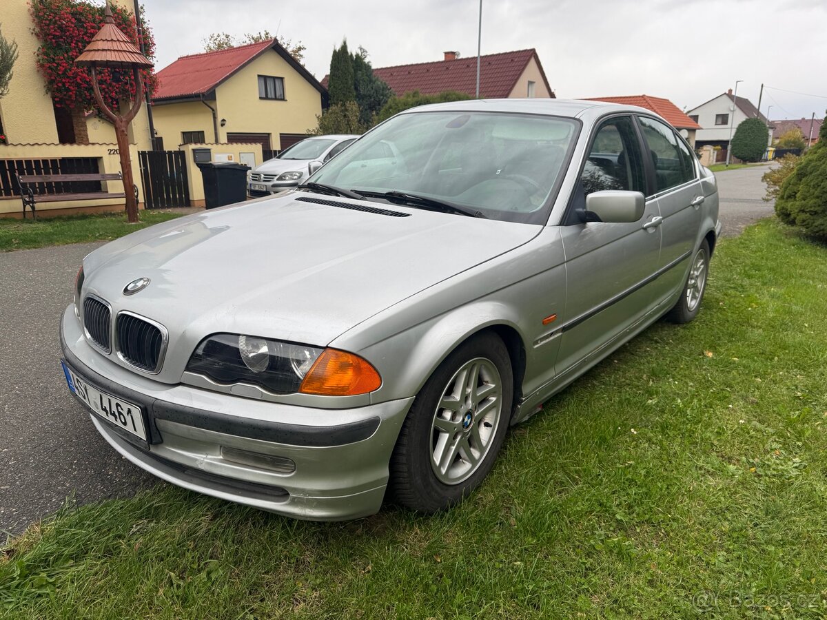 BMW e46 323i