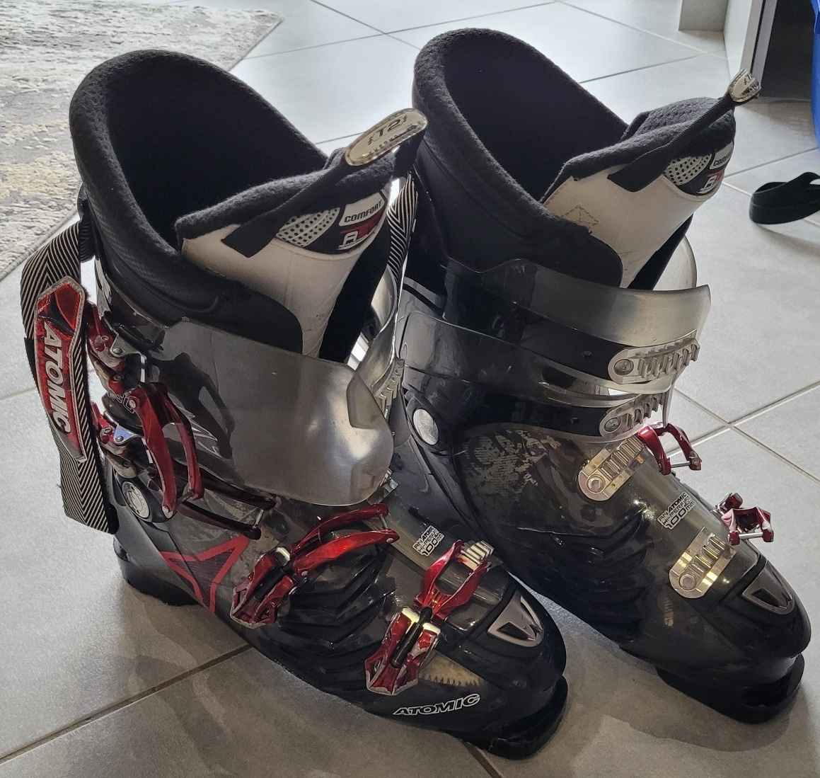 Boty na lyže Atomic - velikost 30,0-31,5