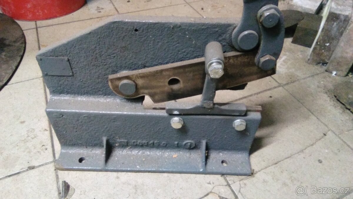 nůžky pakove  delka nozu 200 mm