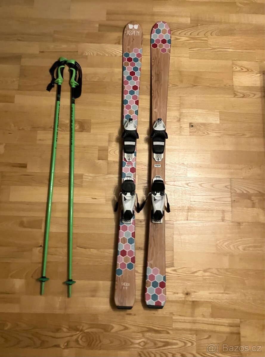 Dětský lyžařský set - lyže, hůlky, boty