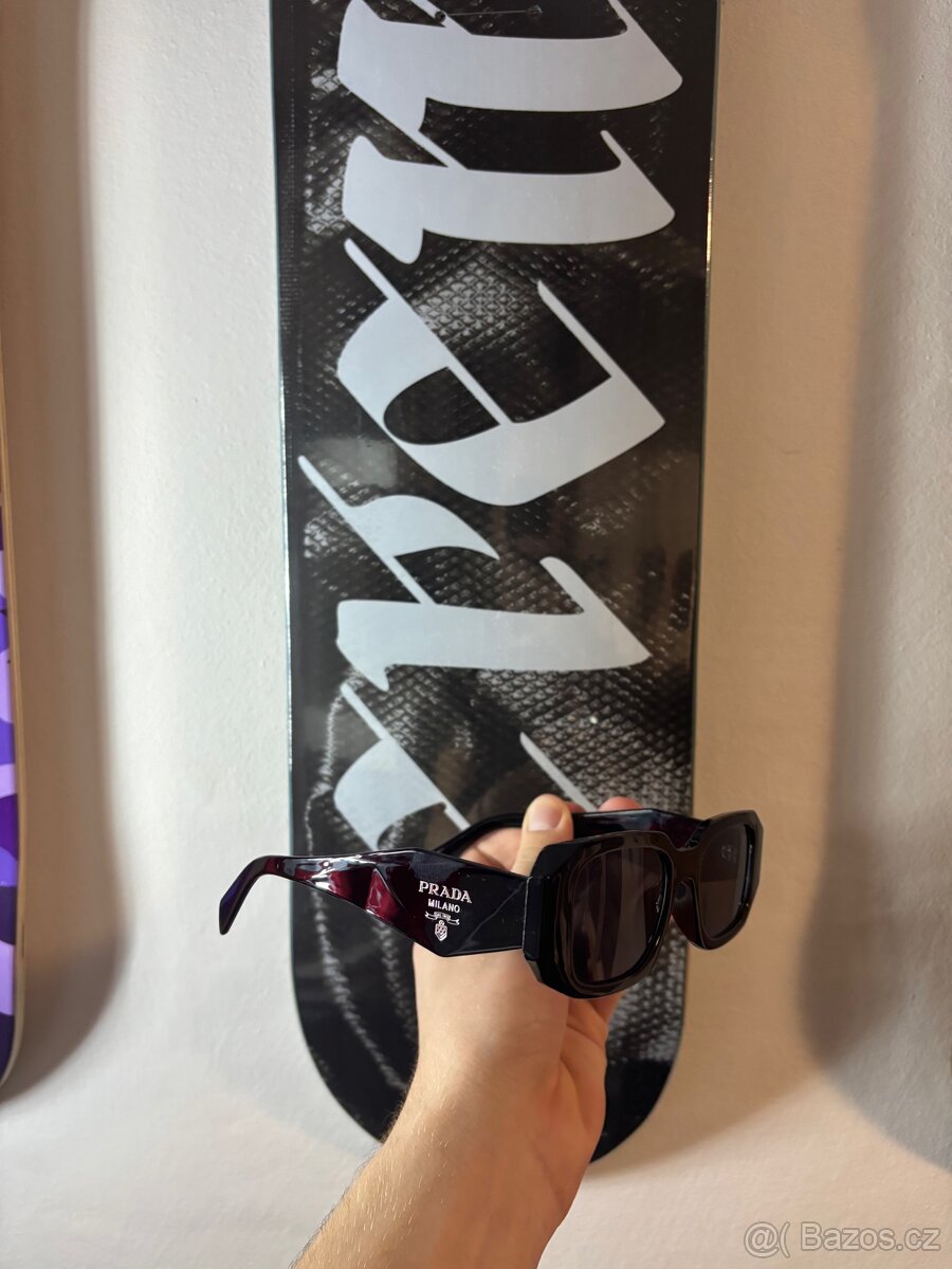 Prada Sluneční brýle černé