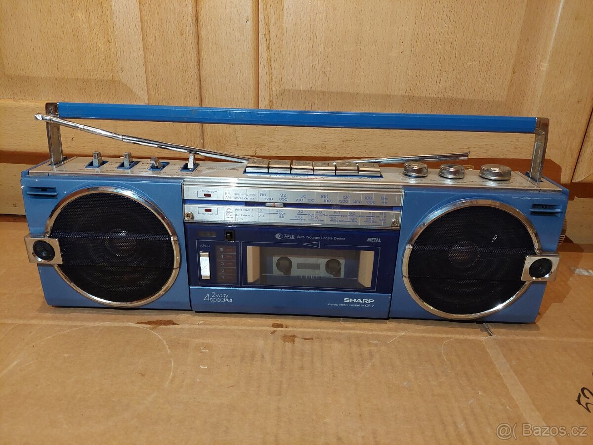 Rádio Sharp GF-7 modrý