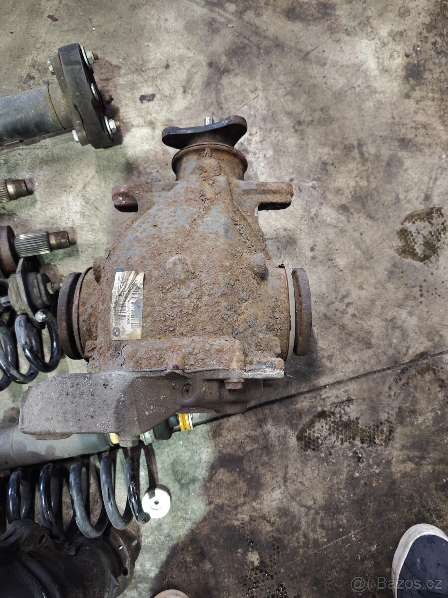 Diferenciál BMW e91 e90 330d poměr 2.93