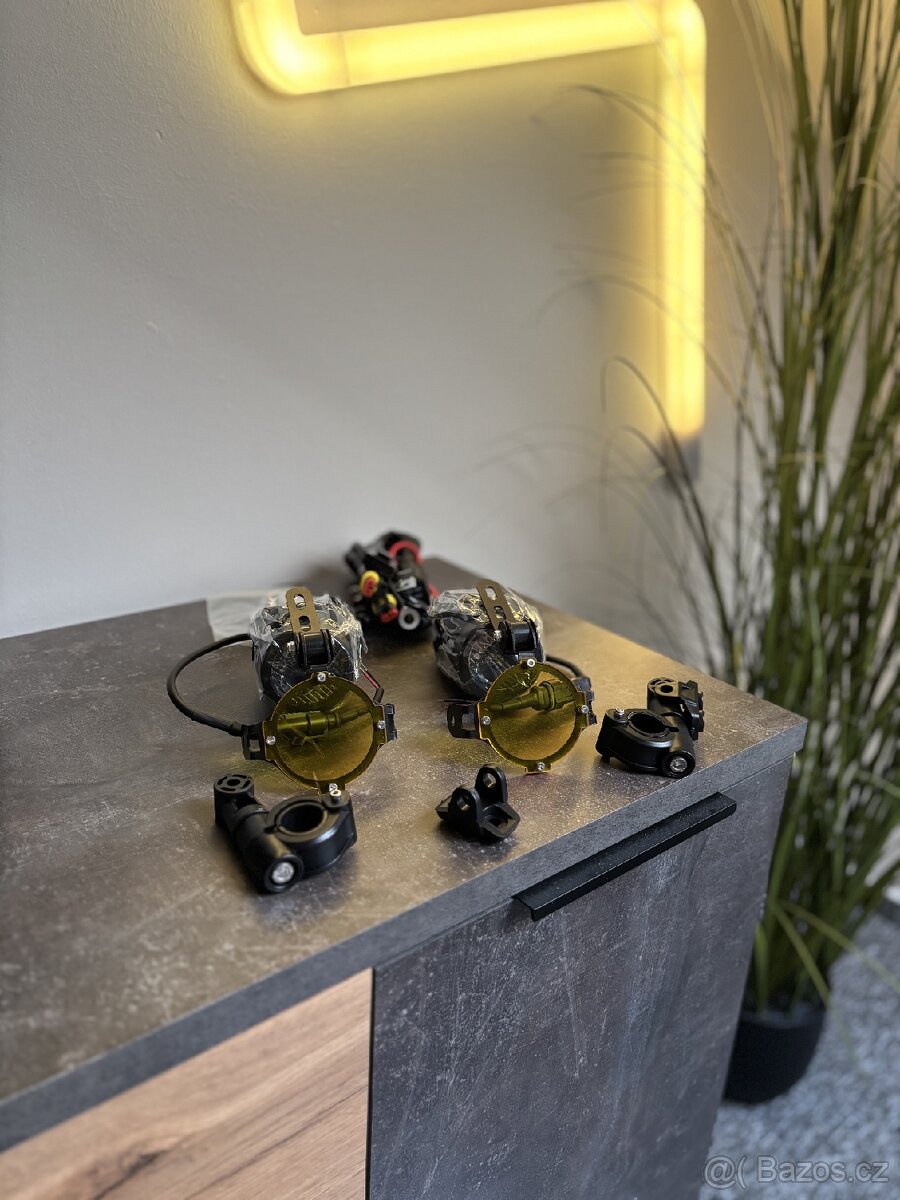 LED mlhovky pro BMW R1200GS / R1250GS Adventure