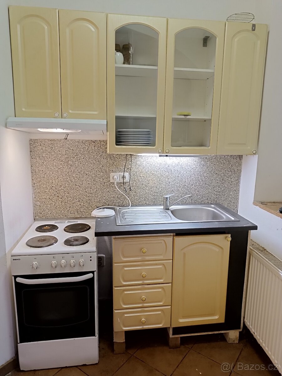 Nabízím pronájem bytu 1+kk v Bakově Nad Jizerou
