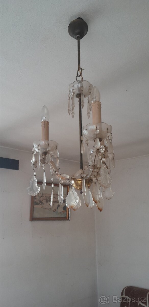 Křišťálový lustr