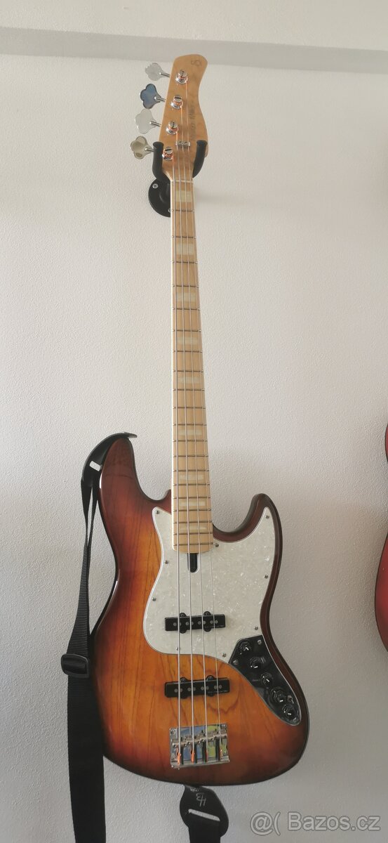 Marcus Miller V7 new gen.