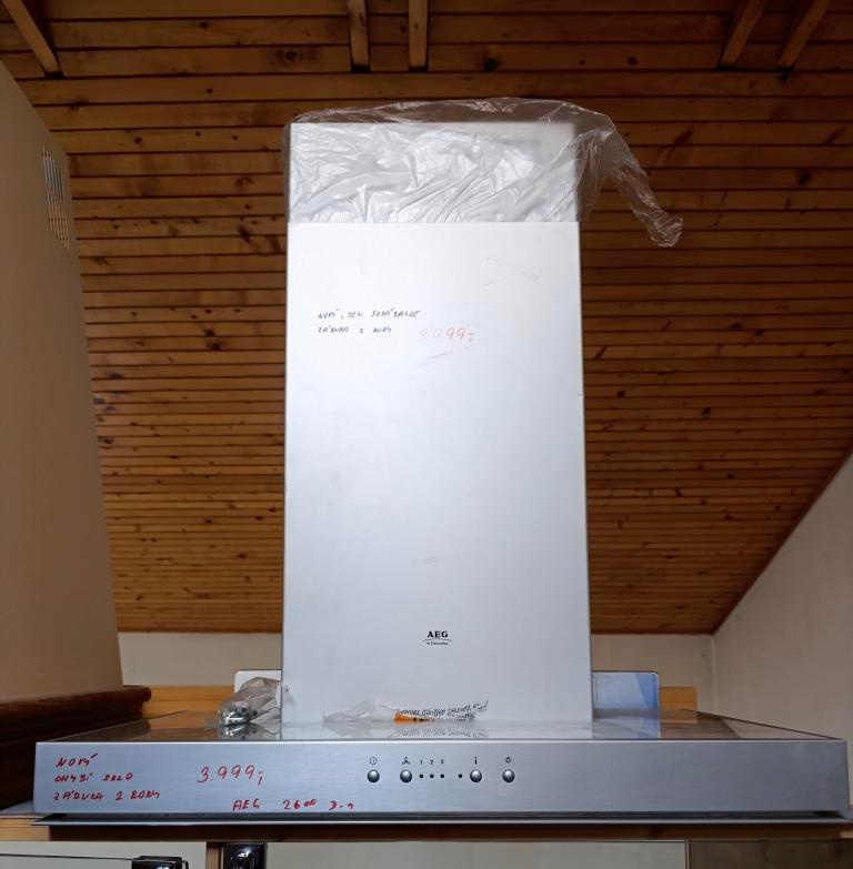 Odsavač par AEG 2600 D-A