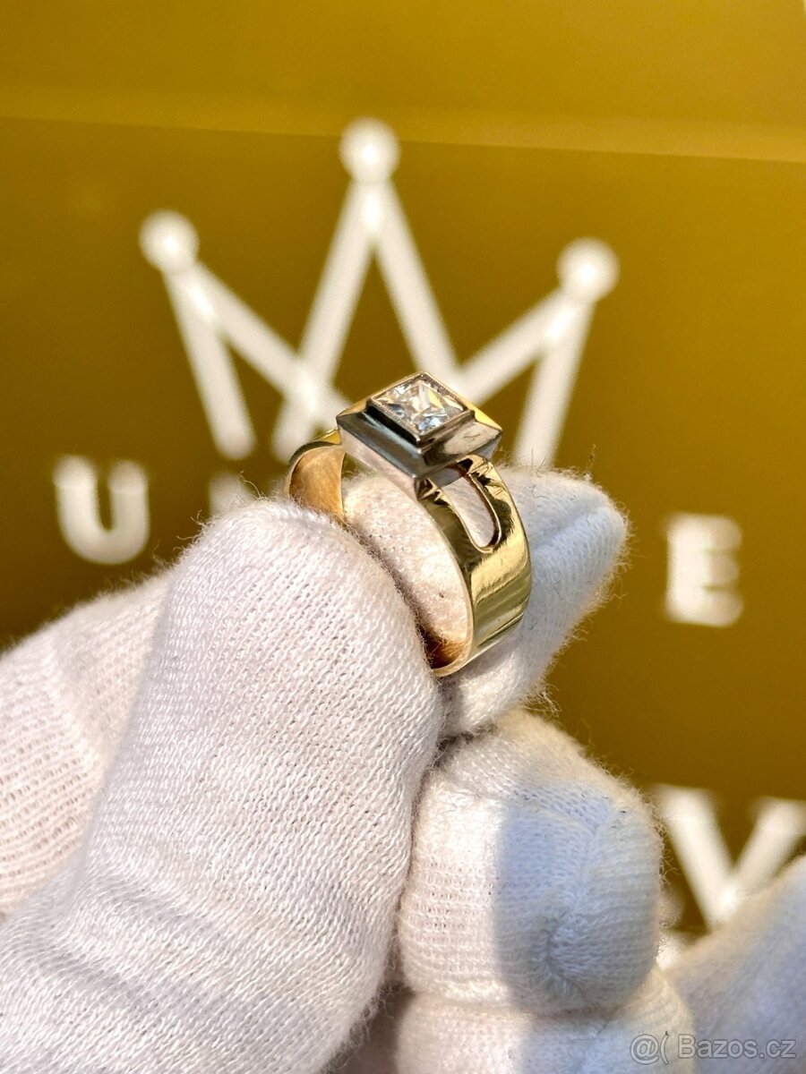 Zlatý prsten 3,94g