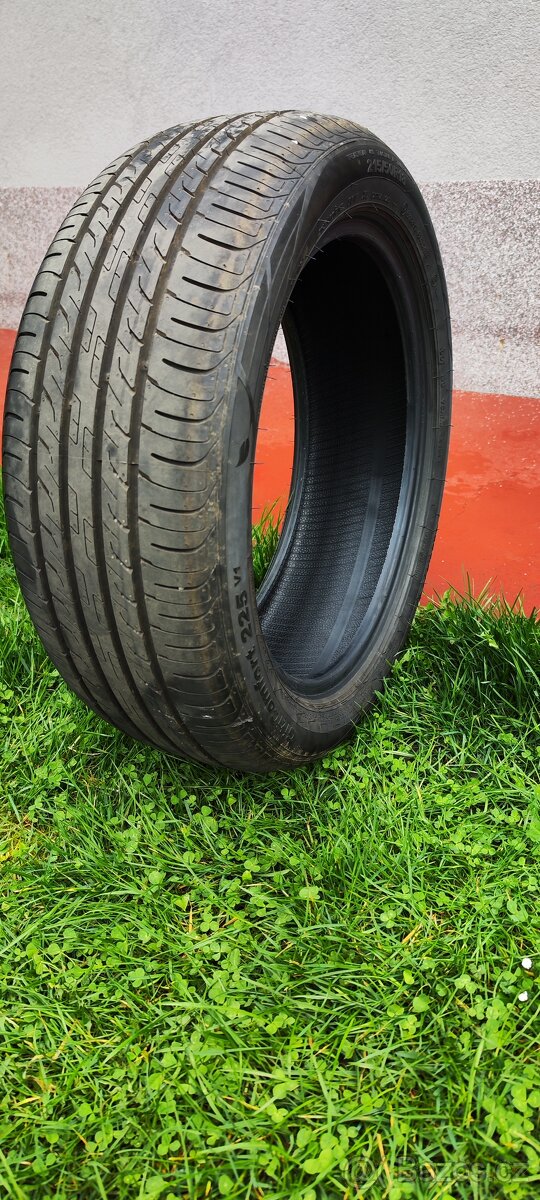 Pneumatiky Giti 215/50 R18