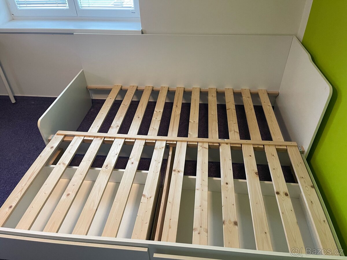 Rozkladaci postel bez matrace