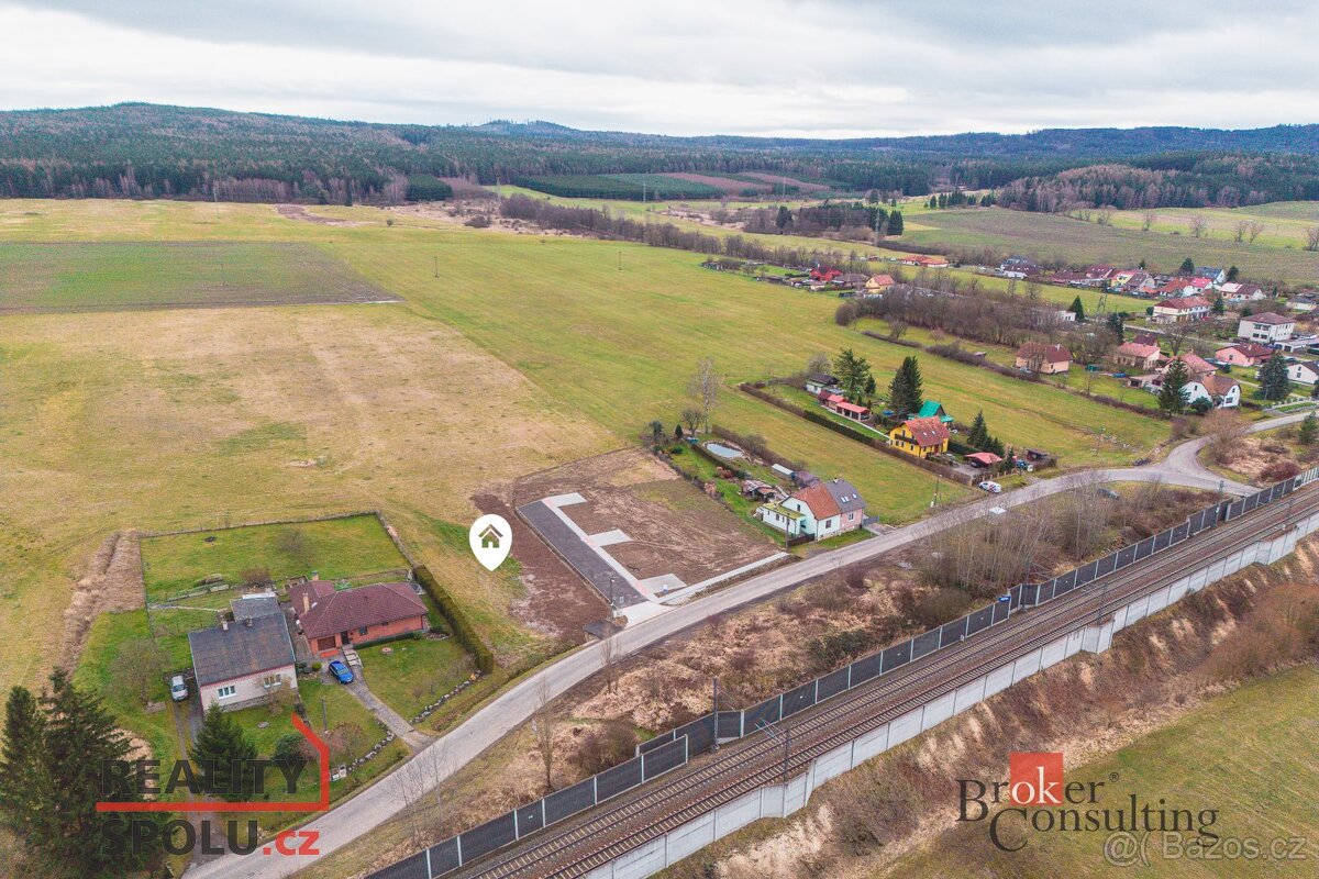 Prodej, pozemky/bydlení, 1691 m2, Mýto, Rokycany [ID 69276]
