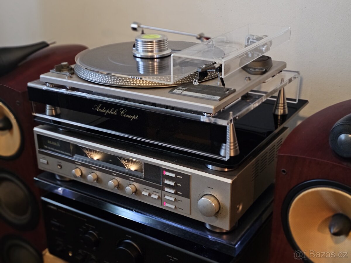 Pan Gramofon DUAL možno i zesilovač s VU metry