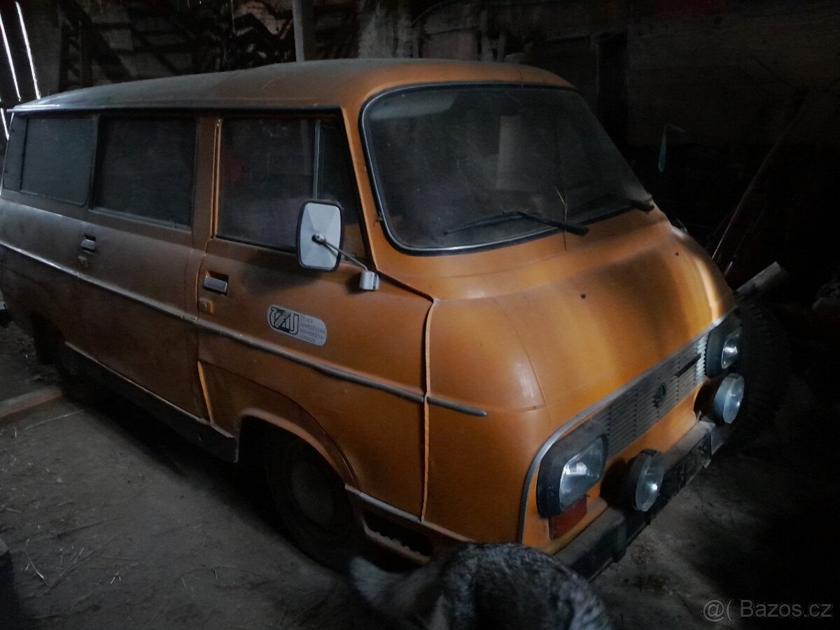 Skoda 1203