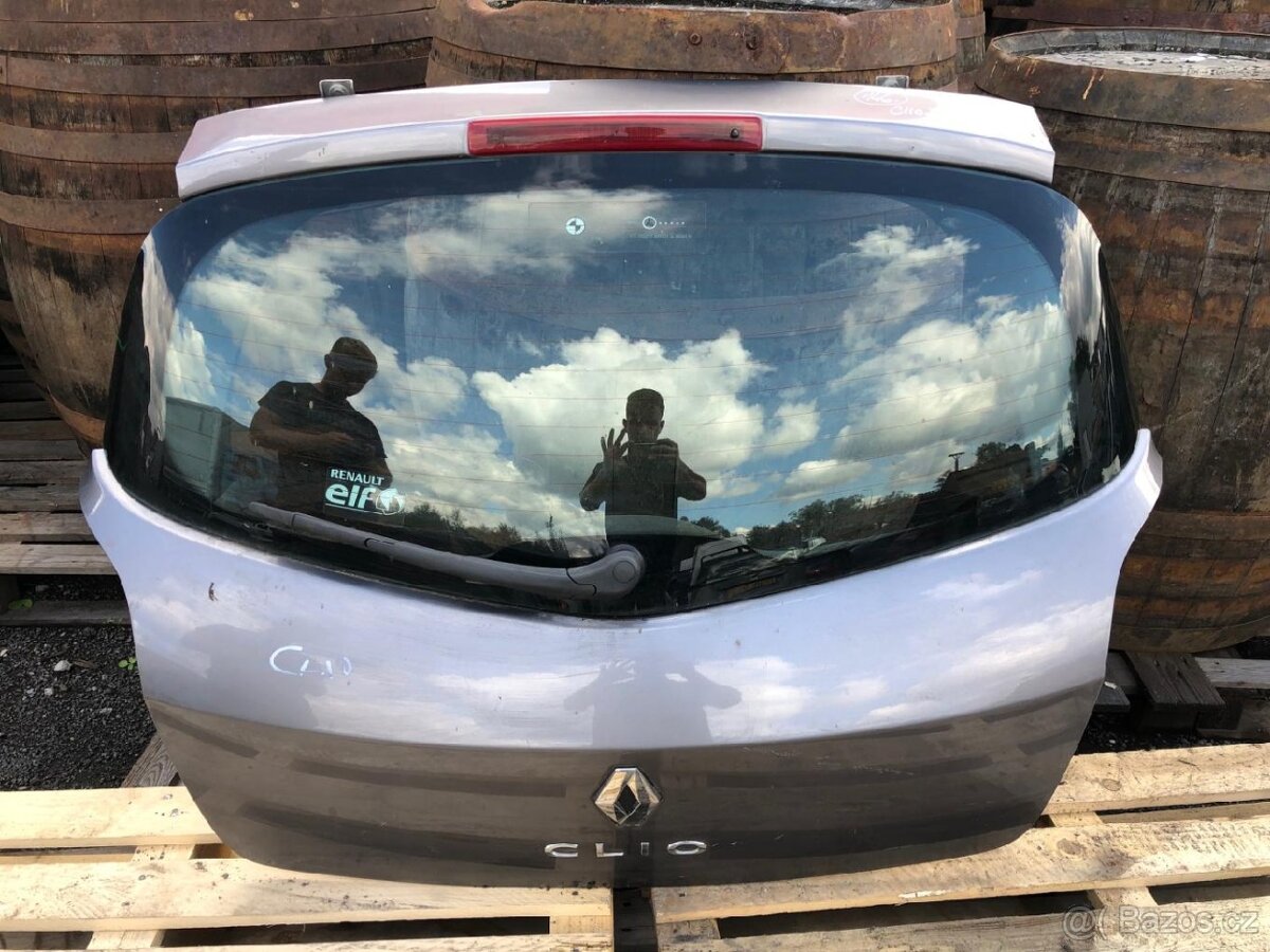 Páté dveře Renault Clio 3 05->