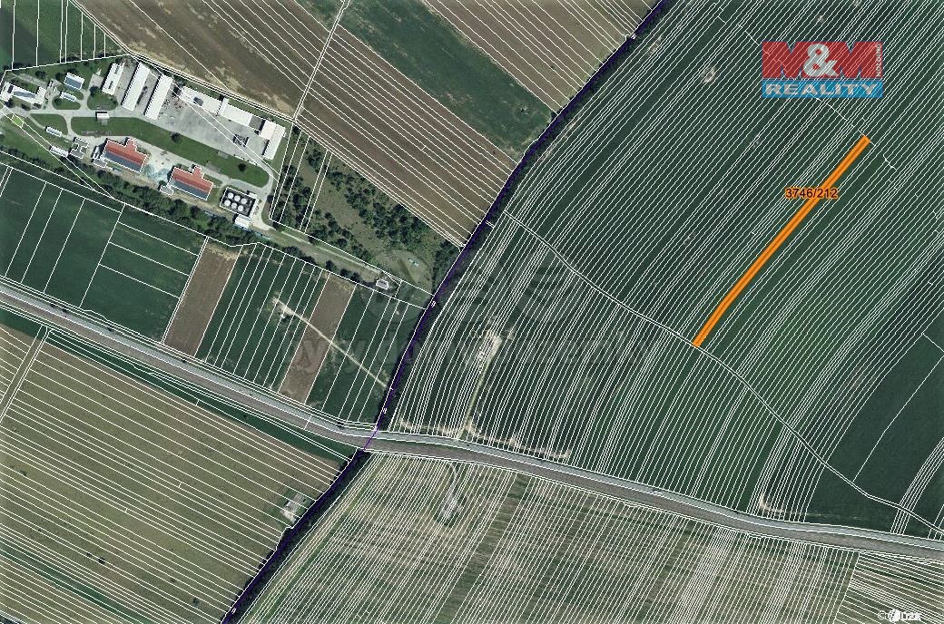 Prodej pole, 7451 m², Vracov
