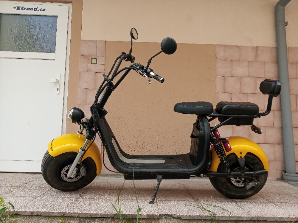 Prodám elektrickou koloběžku "alá chopper"