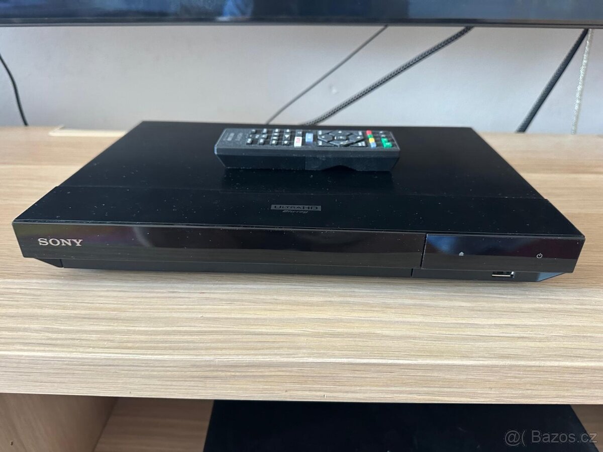SONY UBP-X700 Blu-ray přehrávač ve 4K