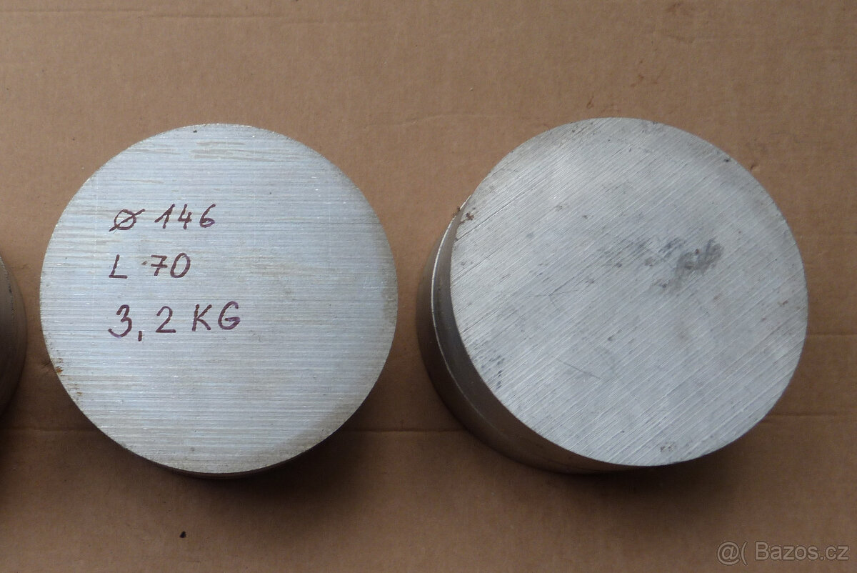 Hliník kulatina pr. 146mmx70mm