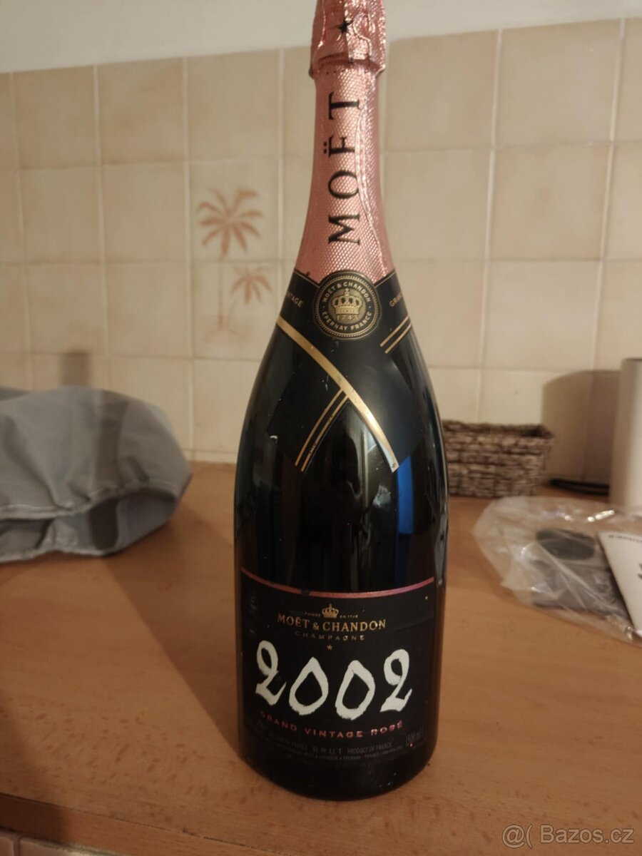 Moët & Chandon Grand Vintage Rosé 2002