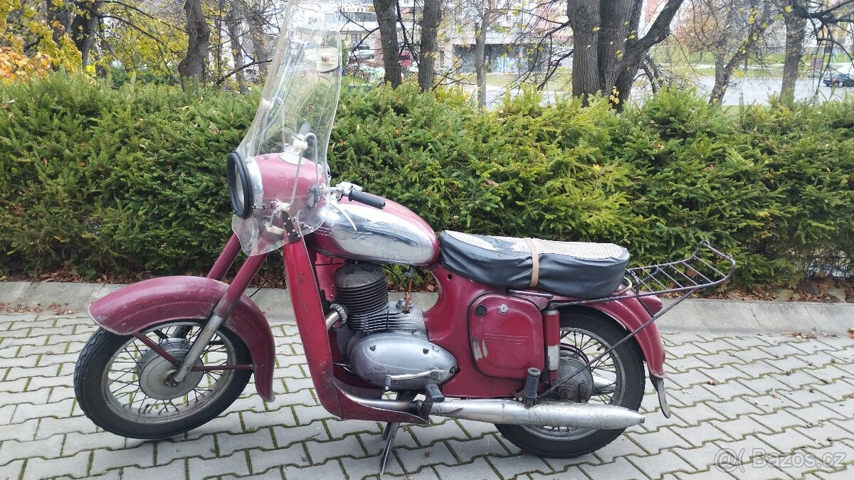 JAWA 250/353 KÝVAČKA