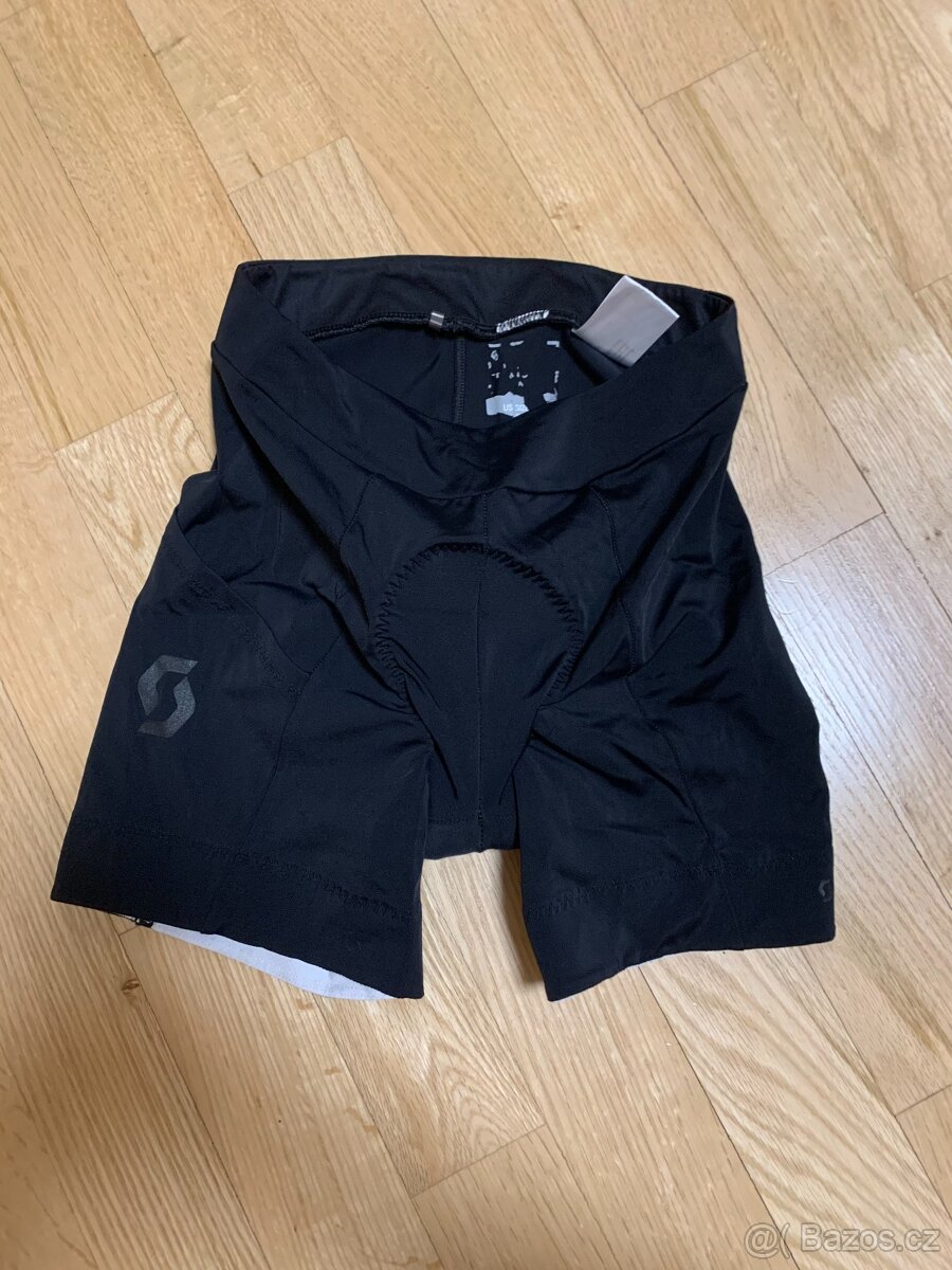 Dámské kraťasy na kolo zn. Scott ve vel. S